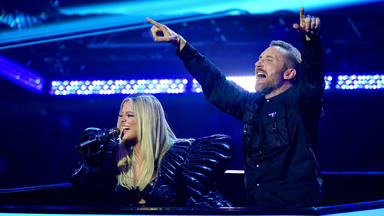 David Guetta y Bebe Rexha actuando en los MTV Europe Music Awards de 2022