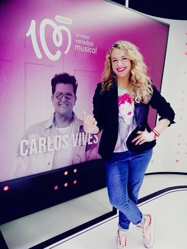 Almudena Navarro entrevista a Carlos Vives en CADENA 100 con motivo del lanzamiento de Cumbiana II