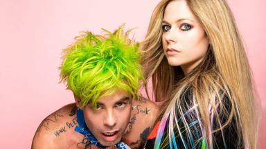 Avril Lavigne reaparece con el rapero Mod Sun en su nuevo single "Flames"