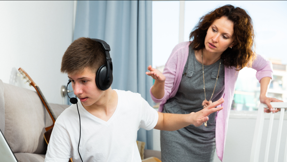 ¿Por qué tu hijo no te escucha?: el estudio que demuestra que no siempre lo hace a propósito