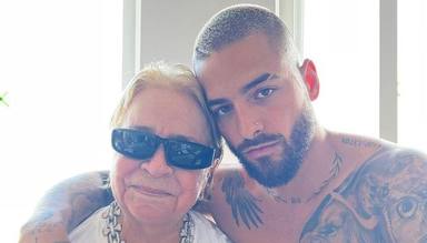 Maluma en una imagen junto a su abuela, de la que ha presumido en Instagram