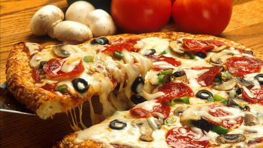 El protagonismo de una pizza en esta historia de ligoteo se hace viral