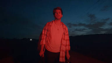 Pablo Moreno en un fragmento de su videoclip 'No me queda suelto', una evolución de su música