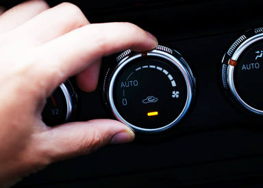 Cómo usar el aire acondicionado del coche