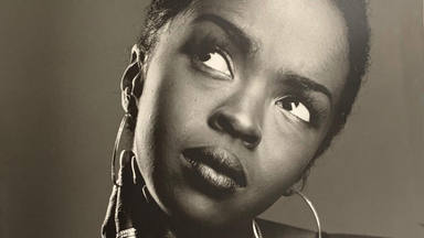 Lauryn Hill cumple 46 años mientras recordamos sus grandes canciones y versiones