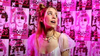Descubre a Paula Koops: la artista pop-rock "sin etiquetas" que brilla con su último single, 'Línea 7'