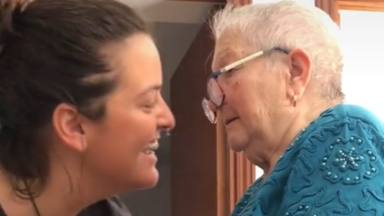 El detalle de una nieta con su abuela para que se sienta útil que enamora a las redes: "Qué bonito es querer"