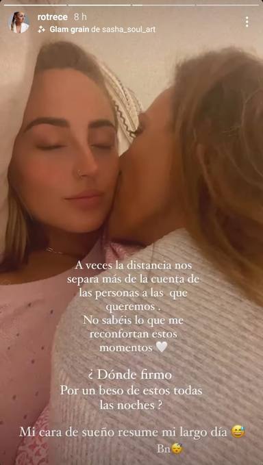 La misteriosa foto de Rocío Flores que hace pensar que Rocío Carrasco aparece dándole un beso