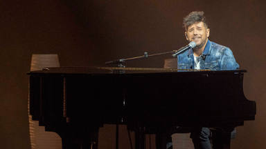 Pablo López suma su voz a la de Raphael en 'Onze', uno de los temas del álbum 'Victoria'