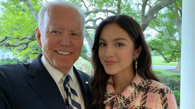 Joe Biden se alía con Olivia Rodrigo y le abre las puertas de La Casa Blanca