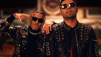 Rauw Alejandro y Chencho Corleone en una imagen de su videoclip 'Desesperados'