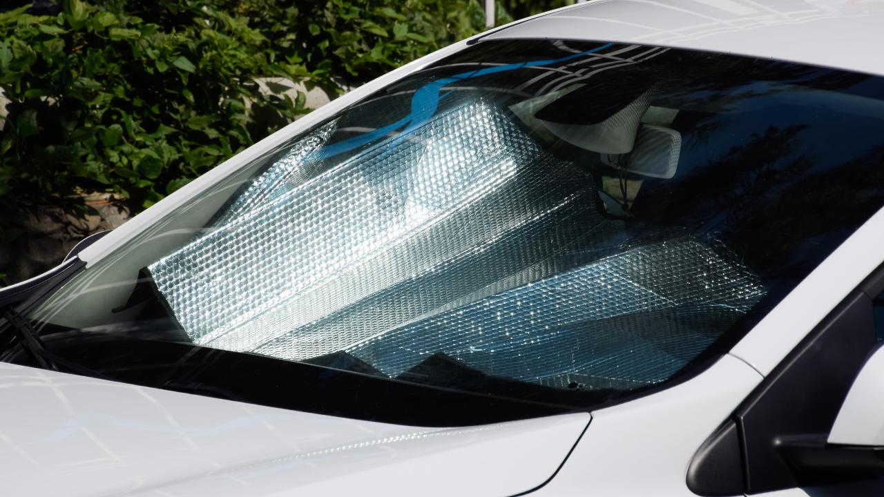 El nuevo y original modelo de parasol que querrás tener en tu coche