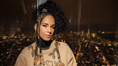 Alicia Keys, entre artistas que se suman a una recaudación de fondos para luchar contra la violencia de género