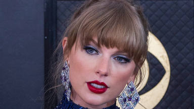 Taylor Swift consigue el reconocimiento de Artista de Grabación Global del Año 2022, por tercera ocasión
