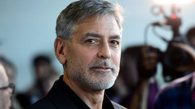 George Clooney en una Premiere en Londres