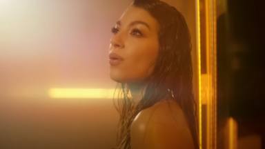 Ana Guerra en el videoclip de 'Si me quisieras'