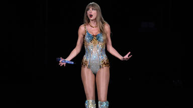 Taylor Swift recibe una ovación de casi 10 minutos y pone en pie al público de California