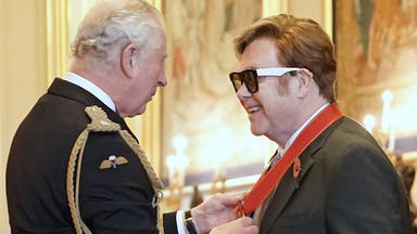 Elton John, el artista favorito de la familia real británica, recibe una nueva condecoración honorífica
