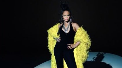 La imponente imagen de Rihanna para cebar su actuación en el intermedio de la Super Bowl