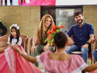Shakira durante la inauguración de un colegio en Nuevo Bosque, Barranquilla, con su Fundación Pies Descalzos