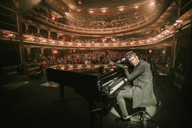La magia de Pablo López y su piano