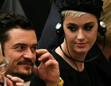 Katy Perry y Orlando Bloom con el Papa.