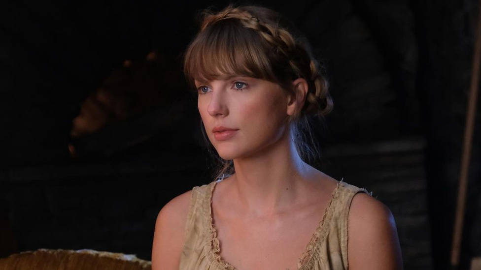 Esta es la faceta de directora de Taylor Swift: son las escenas del rodaje de 'All Too Well', su cortometraje