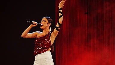 Blanca Paloma durante su actuación en Liverpool en el Festival de Eurovisión