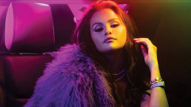 Selena Gomez y 'Single Soon': canción y videoclip para festejar la libertad de irse de fiesta, sin más