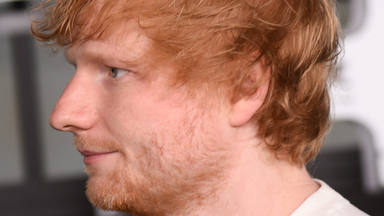 Ed Sheeran prepara la llegada de su nuevo álbum mientras prosigue de gira: "Ya viene el otoño"