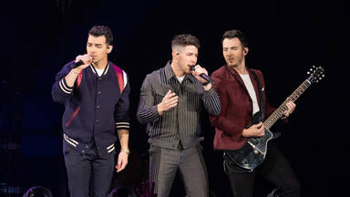 Los Jonas Brothers actuando en Rosemont (Illinoils) en 2019