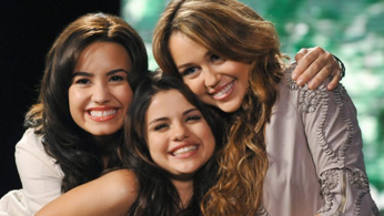 Miley Cyrus, Selena Gomez y Demi Lovato: el trío musical más icónico de Disney está de aniversario