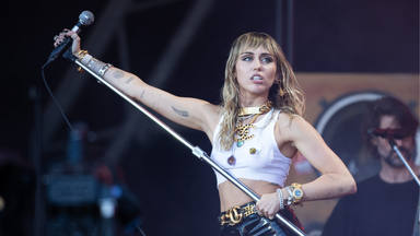 El vídeo viral de Miley Cyrus sobre el trauma que cambió su vida (y su voz): "Me aferré a lo que quedaba..."